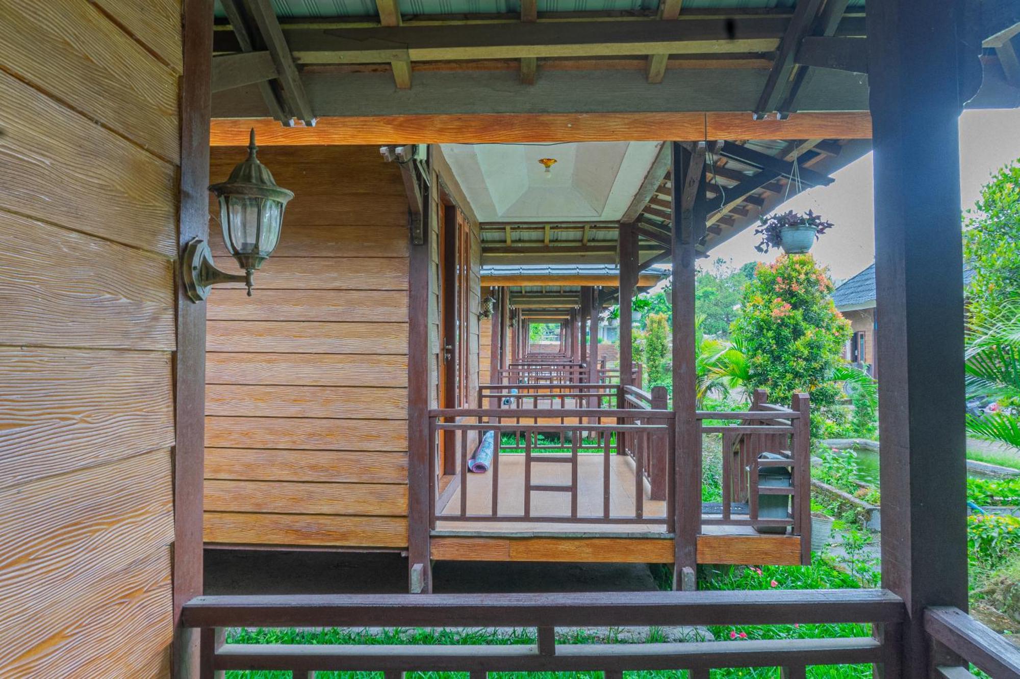 סמבלון לוואנג Puncak Rinjani Lodge מראה חיצוני תמונה