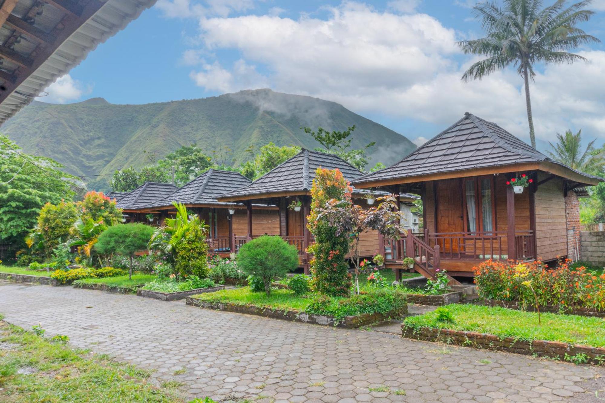 סמבלון לוואנג Puncak Rinjani Lodge מראה חיצוני תמונה