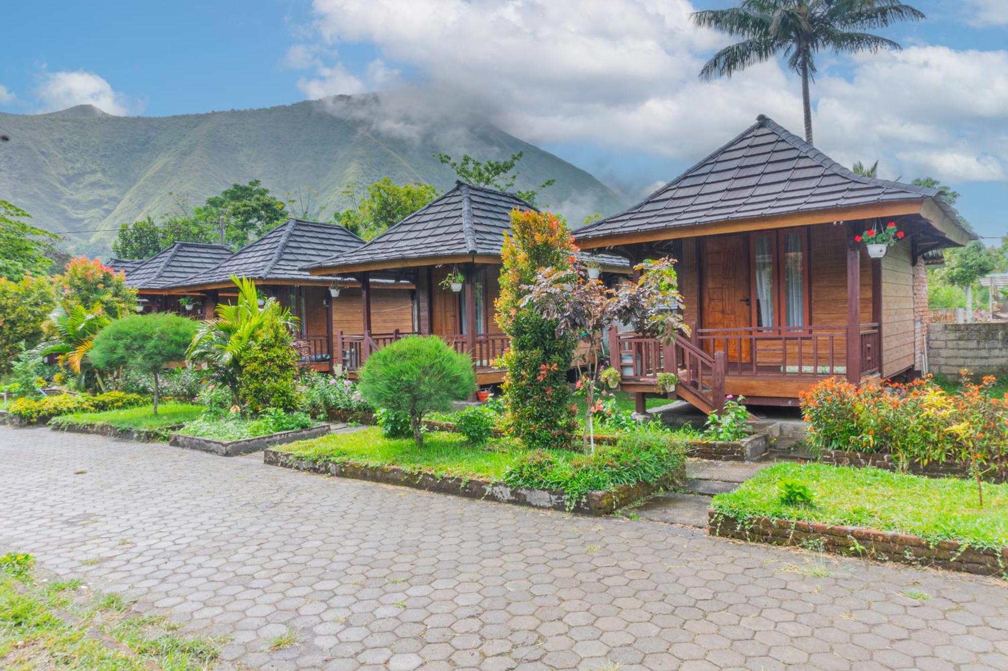 סמבלון לוואנג Puncak Rinjani Lodge מראה חיצוני תמונה